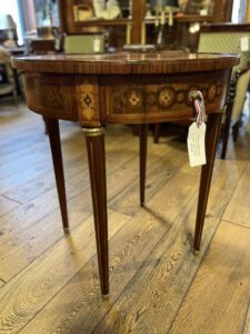 Tables & Consoles