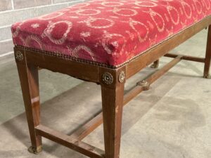 Ottomans & Benches