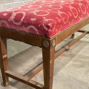 Ottomans & Benches
