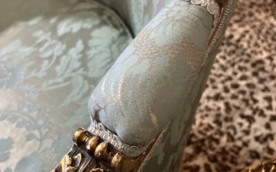 The Enduring Discipline of Louis XVI French Antiques