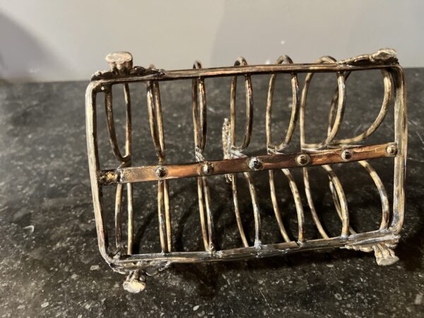 Circa 1820 Georgian Old English Sheffield Silver Plate Crested Toast Rack - Image 6