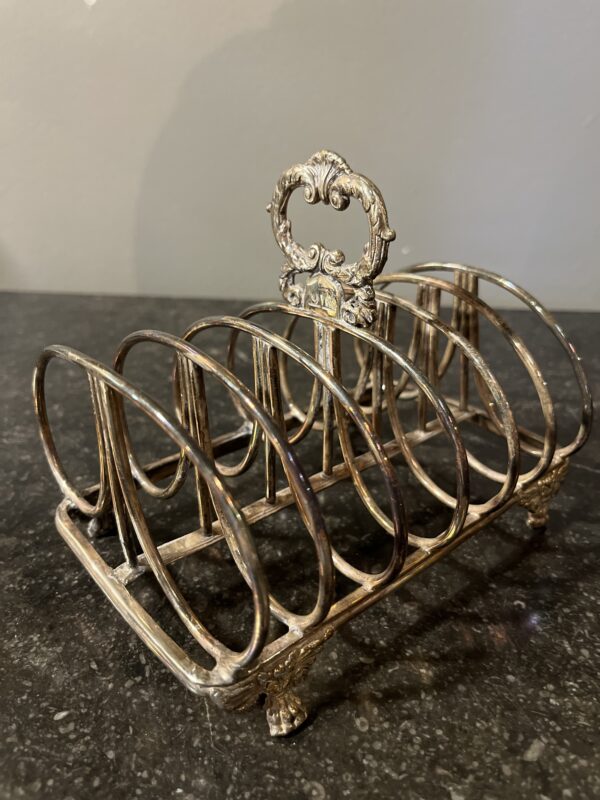 Circa 1820 Georgian Old English Sheffield Silver Plate Crested Toast Rack - Image 7